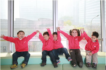 �������ٶ�Ӣ����ѵ���������漣