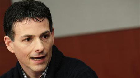 ����ŦԼ�Գ����˾���ܴ�ά����������(����ͼ)